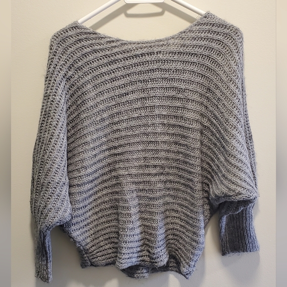 RED QUEEN | Grey Boat-neck Dolman Sweater in Size L - Picture 4 of 7